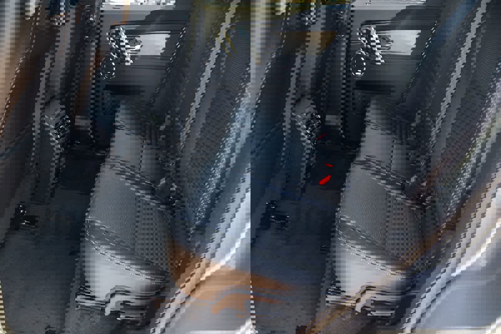 New 2026 Land Rover Discovery Sport Landmark image 18