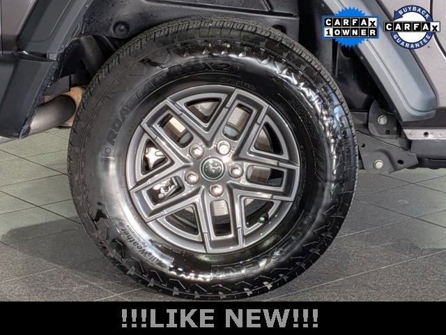 Used 2025 Jeep Wrangler Sport S image 11