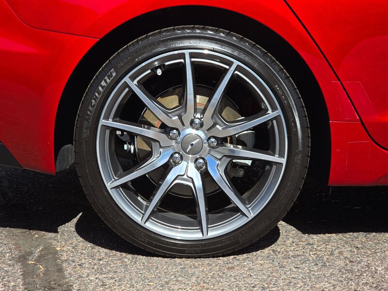 Used 2023 Genesis G70 2.0T w/ Sport Prestige Package RWD image 39
