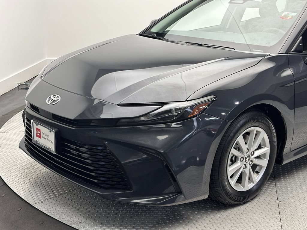 Used 2025 Toyota Camry LE FWD image 7
