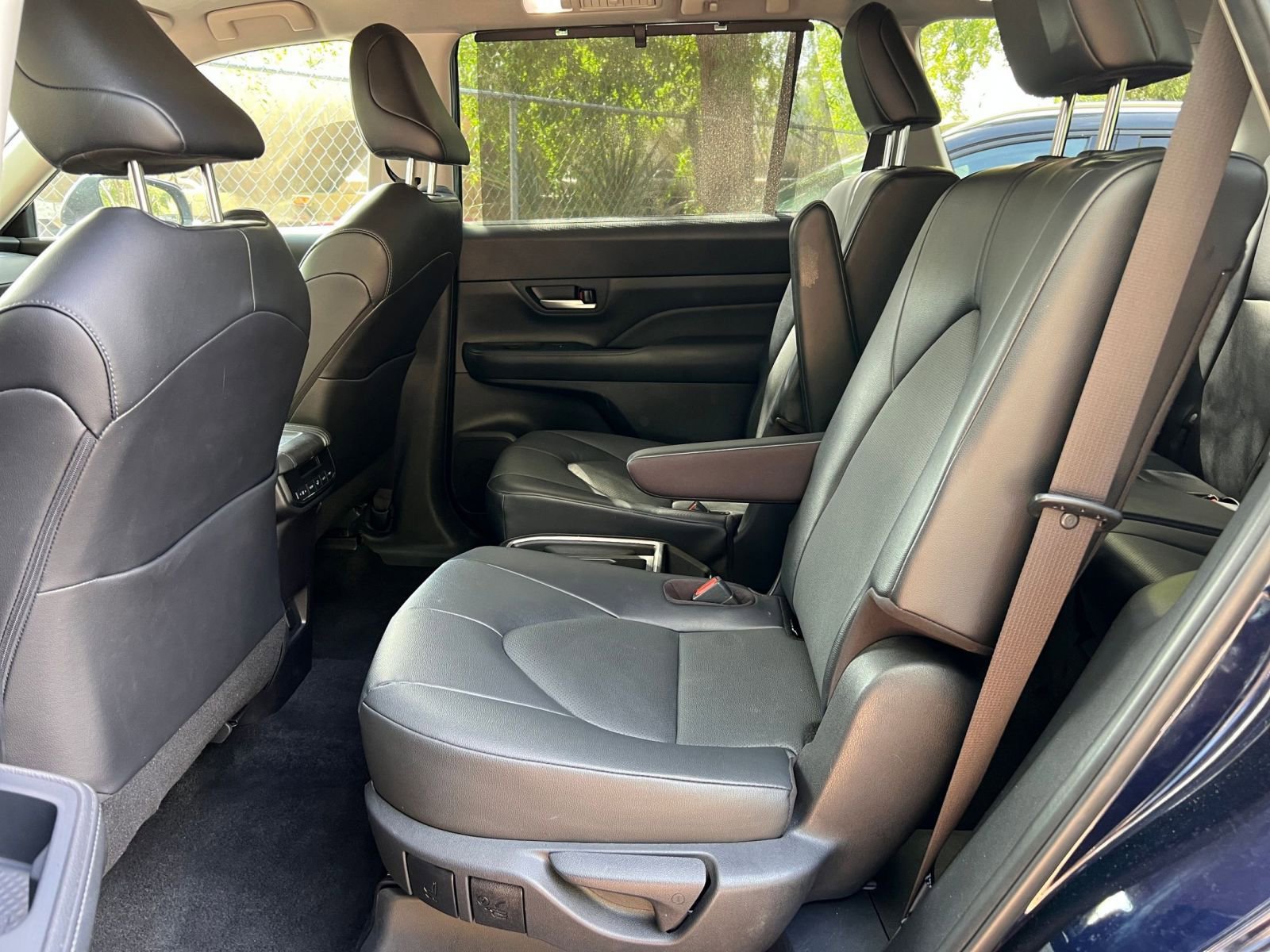 Used 2025 Toyota Grand Highlander FWD image 43