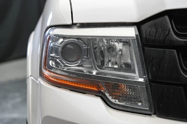 Used 2017 Ford Expedition Max Platinum image 4
