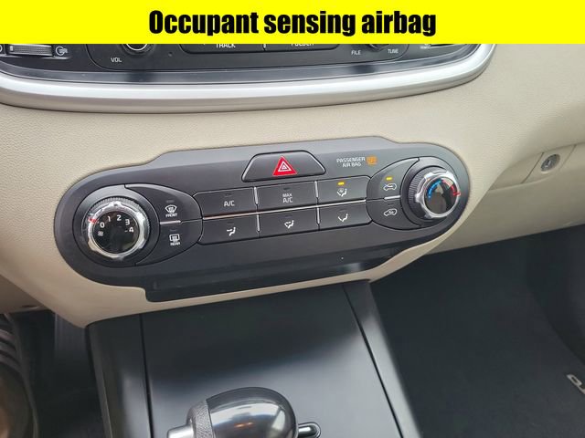 Used 2017 Kia Sorento LX image 16