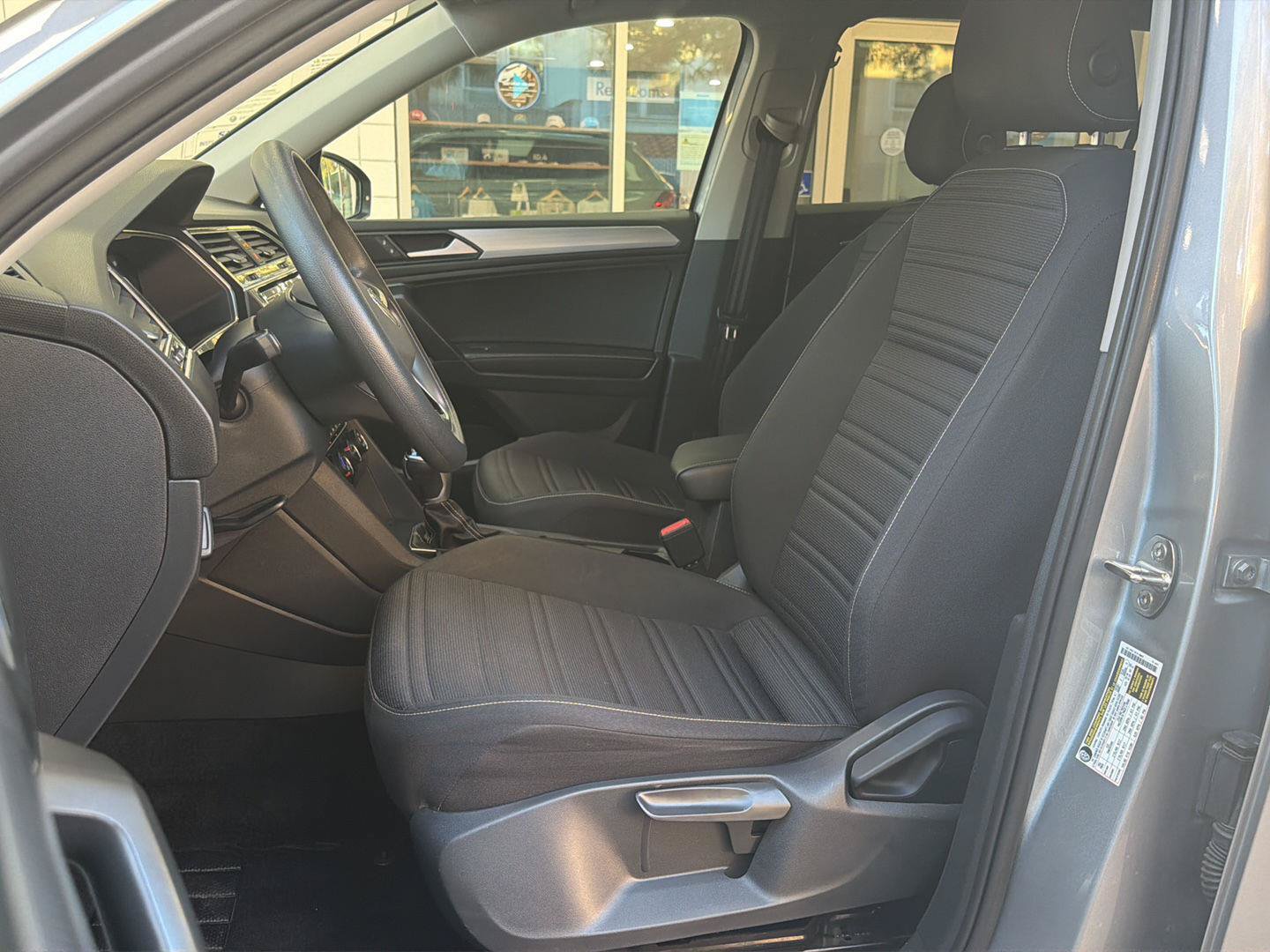 Certified 2022 Volkswagen Tiguan S AWD/4WD image 15