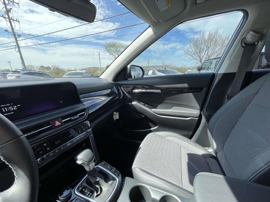 Used 2025 Kia Seltos X-Line AWD/4WD image 30