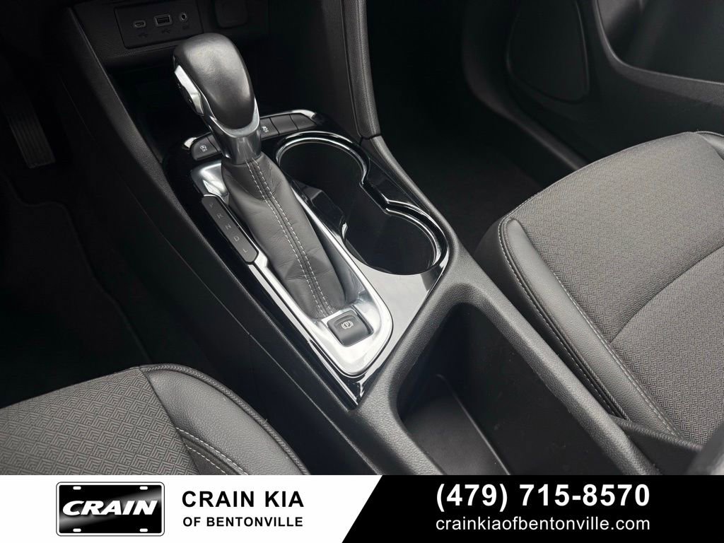 Used 2020 Buick Encore GX Preferred FWD image 19