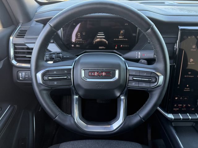 Used 2025 GMC Acadia Elevation image 13