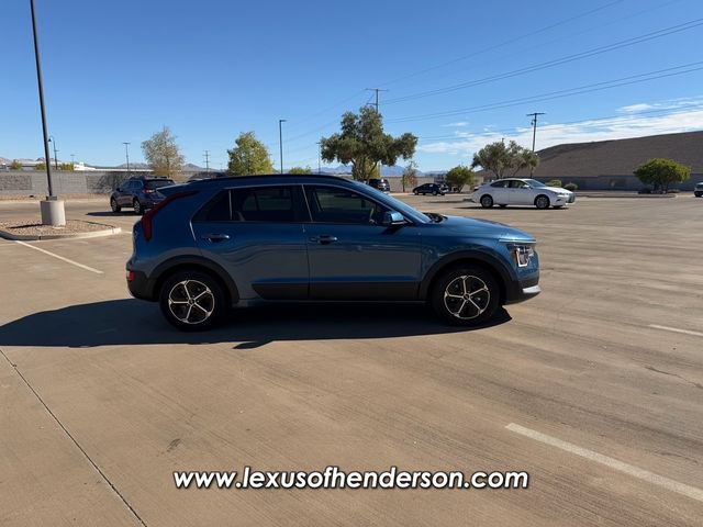 Used 2024 Kia Niro EX FWD image 5