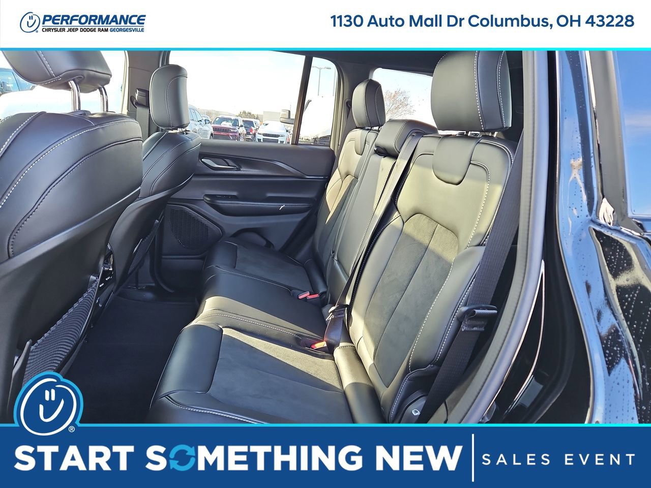 New 2025 Jeep Grand Cherokee Altitude image 13