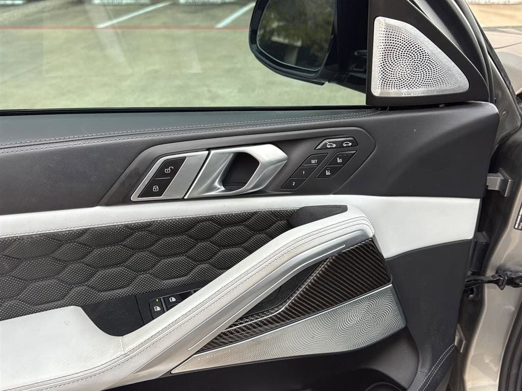 Used 2021 BMW X6 M w/ Competition Package image 10