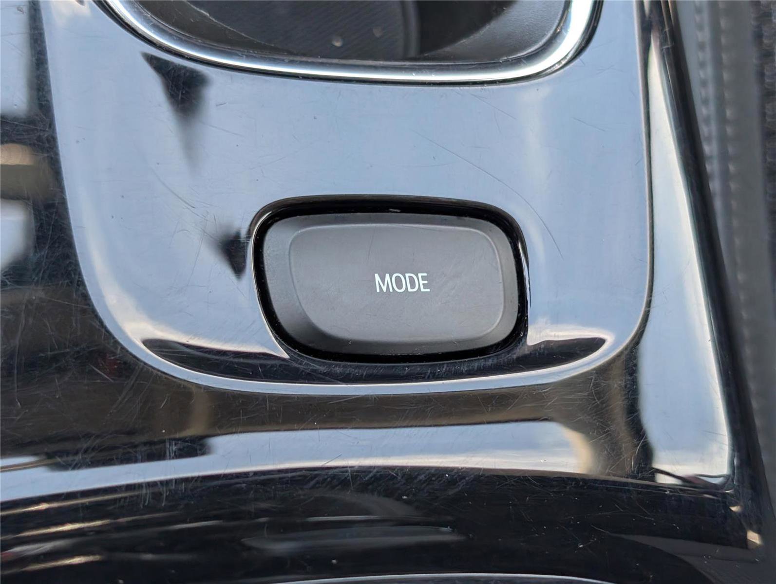 Used 2022 Buick Envision Preferred FWD image 25