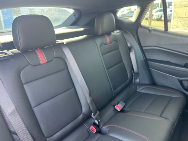 New 2026 Chevrolet Trax RS w/ Sunroof Package FWD image 25