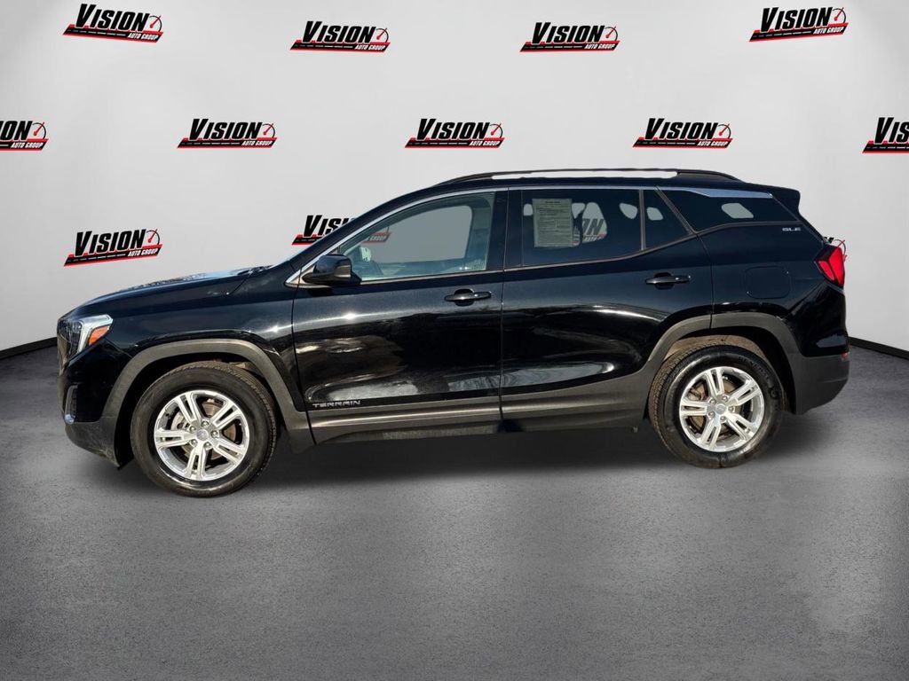 Used 2018 GMC Terrain SLE w/ Driver Convenience Package image 8
