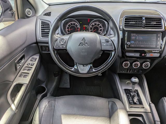 Used 2018 Mitsubishi Outlander Sport SEL FWD image 16