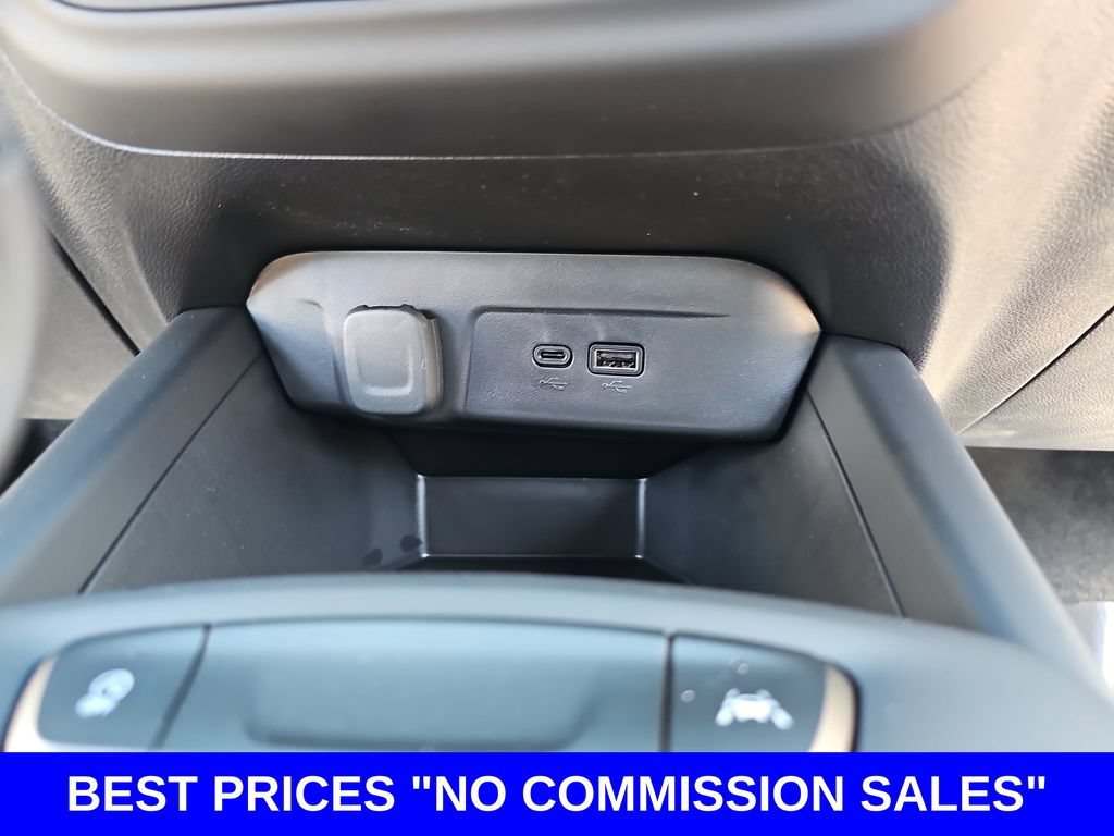 New 2026 Chevrolet Trax RS w/ Sunroof Package FWD image 24