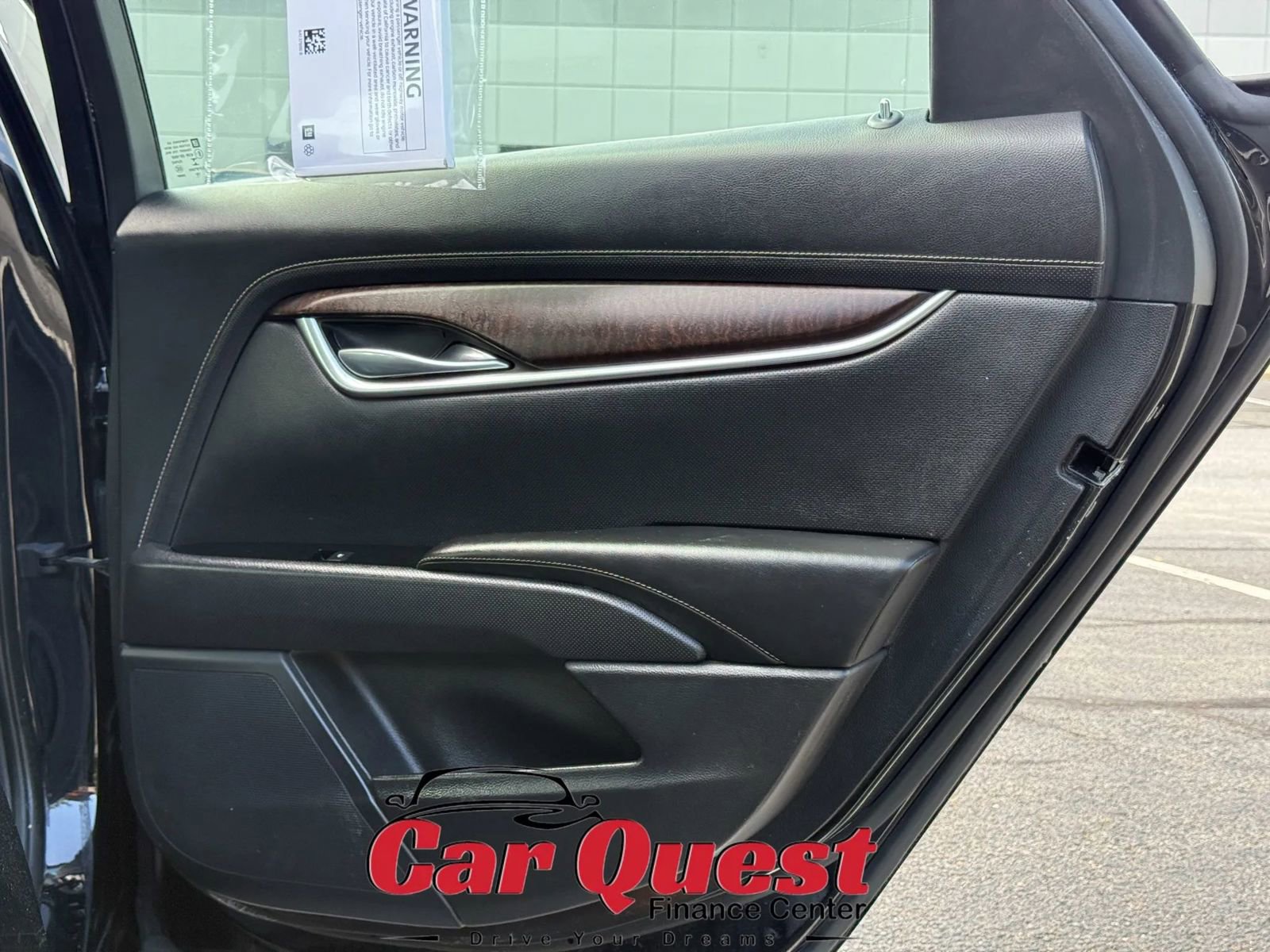 Used 2019 Cadillac XTS Luxury image 16