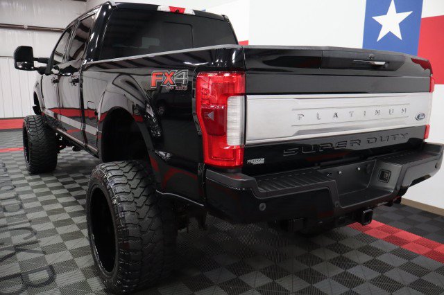 Used 2017 Ford F350 Platinum w/ Platinum Ultimate Package AWD/4WD image 11