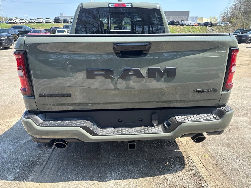 New 2026 RAM 1500 4x4 Crew Cab image 4