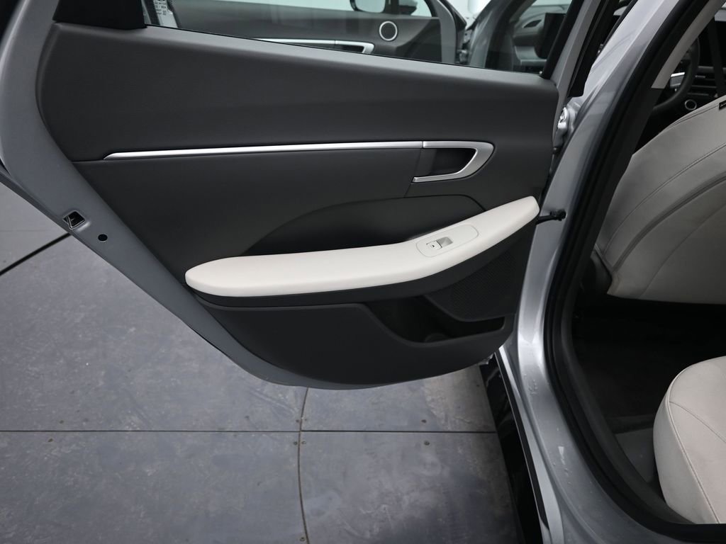 Used 2025 Hyundai Sonata SEL image 14