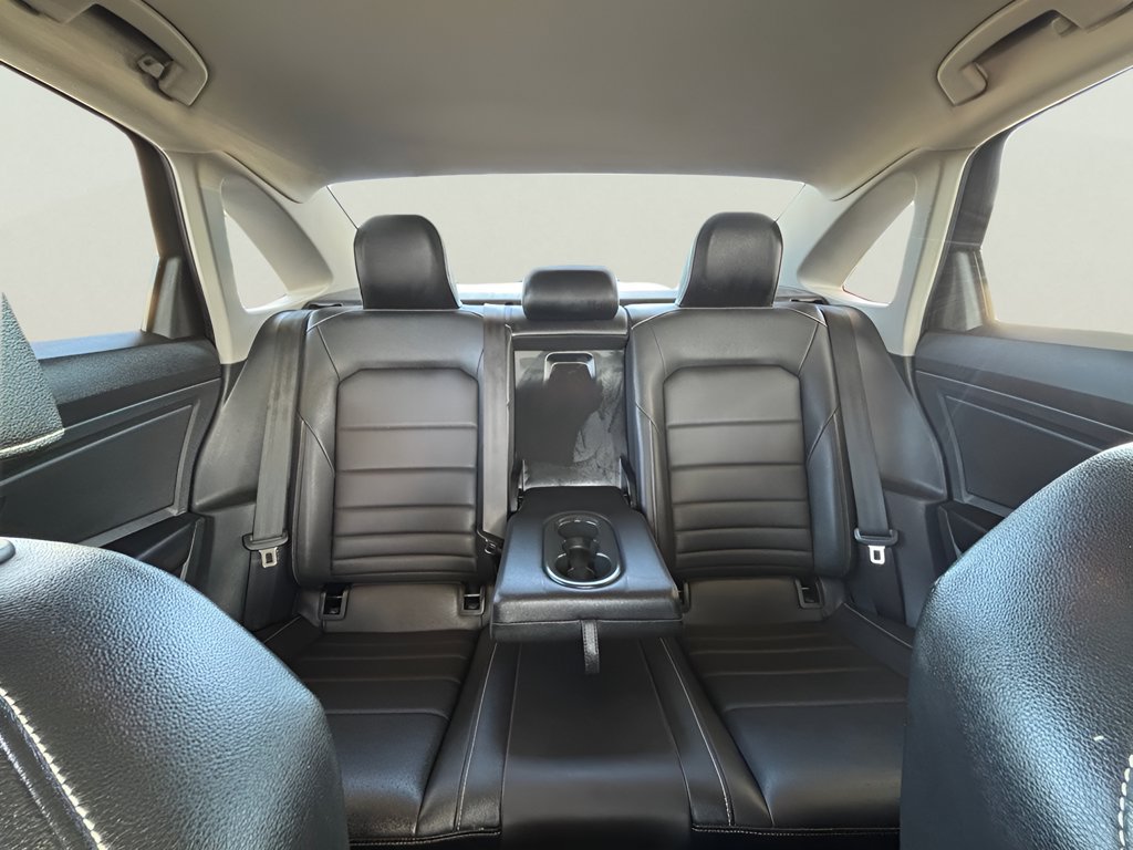 Used 2024 Volkswagen Jetta SE FWD image 17