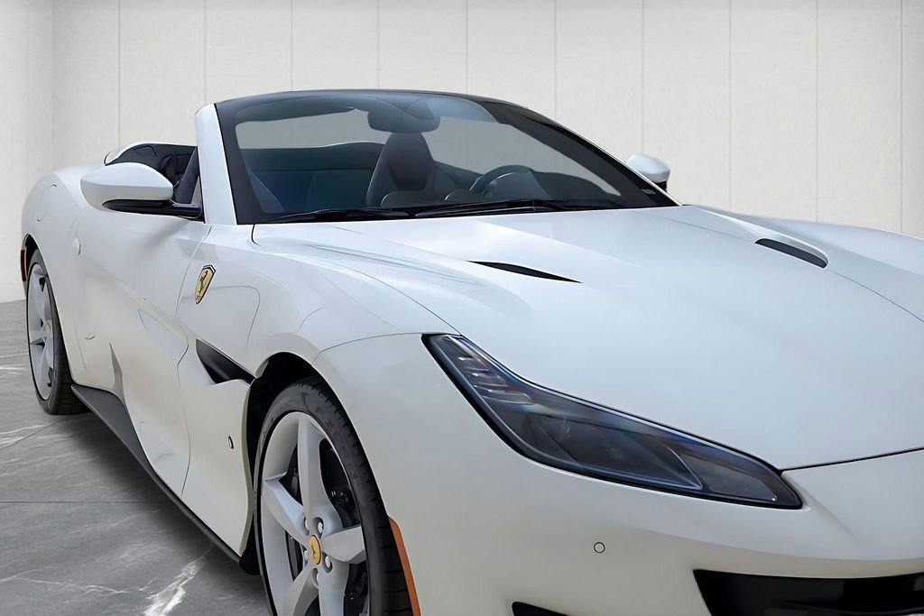 Used 2019 Ferrari Portofino image 7