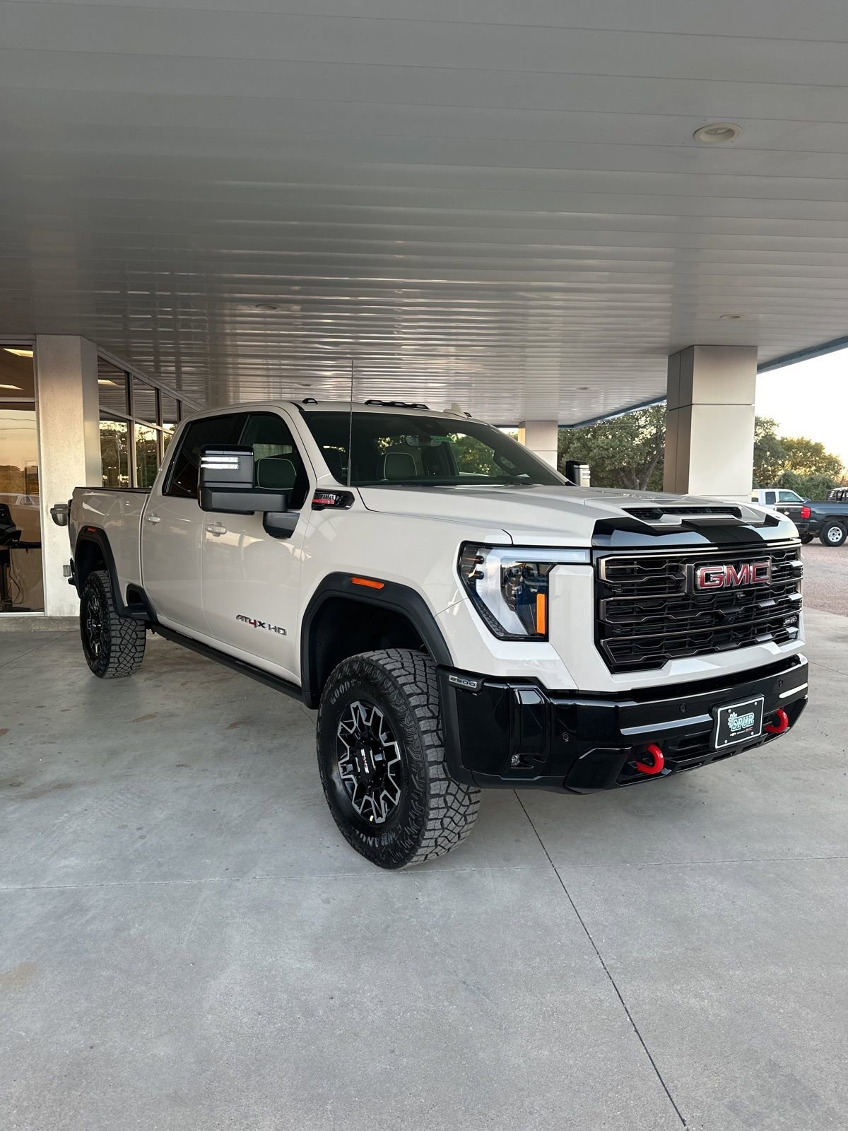New 2026 GMC Sierra 2500 AT4X image 1