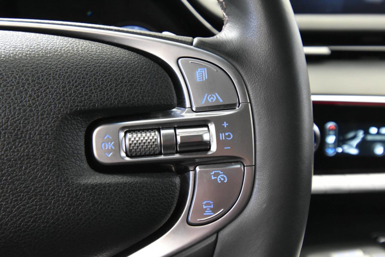 Used 2022 Genesis GV70 2.5T w/ Advanced Package image 28