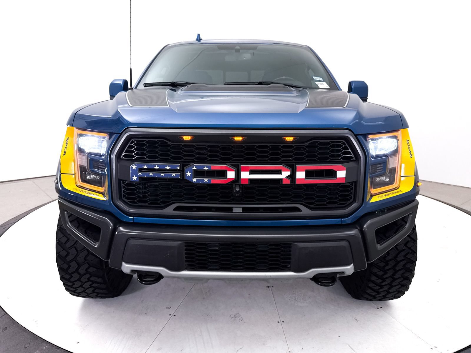 Used 2020 Ford F150 Raptor w/ Equipment Group 802A Luxury AWD/4WD image 16