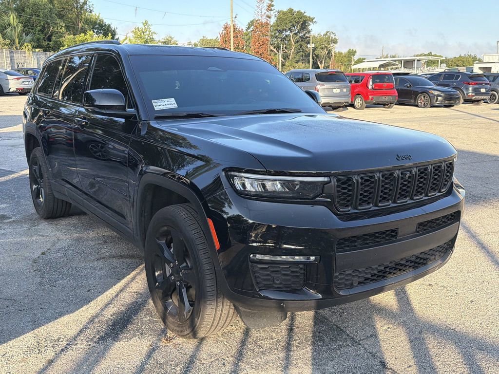 Used 2025 Jeep Grand Cherokee L Limited w/ Luxury Tech Group II RWD video 1