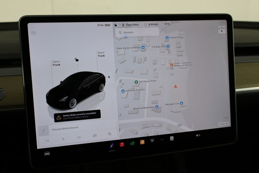 Used 2023 Tesla Model 3 Standard Range image 26