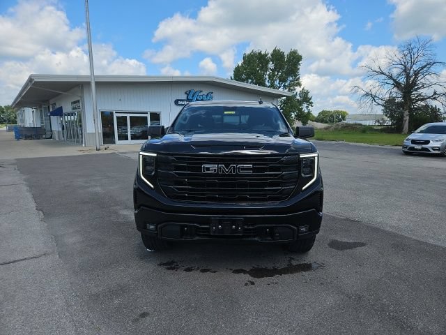 Used 2024 GMC Sierra 1500 Elevation w/ Preferred Package AWD/4WD image 3
