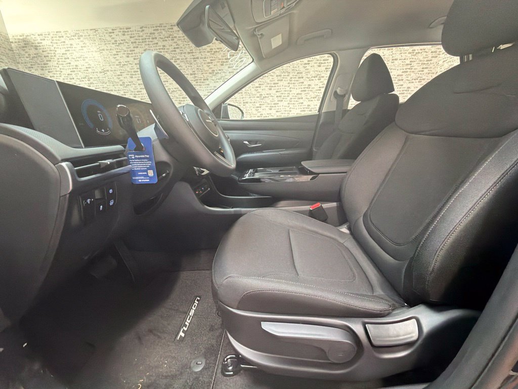 New 2026 Hyundai Tucson Blue SE FWD image 24
