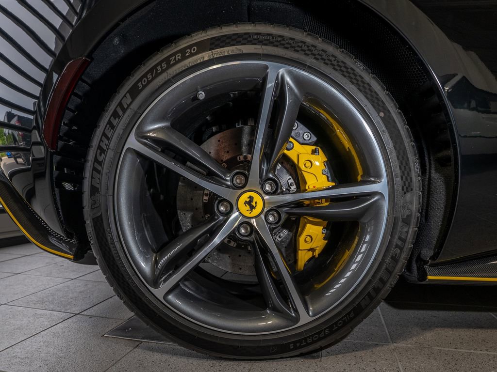 Used 2024 Ferrari 296 GTB RWD image 32