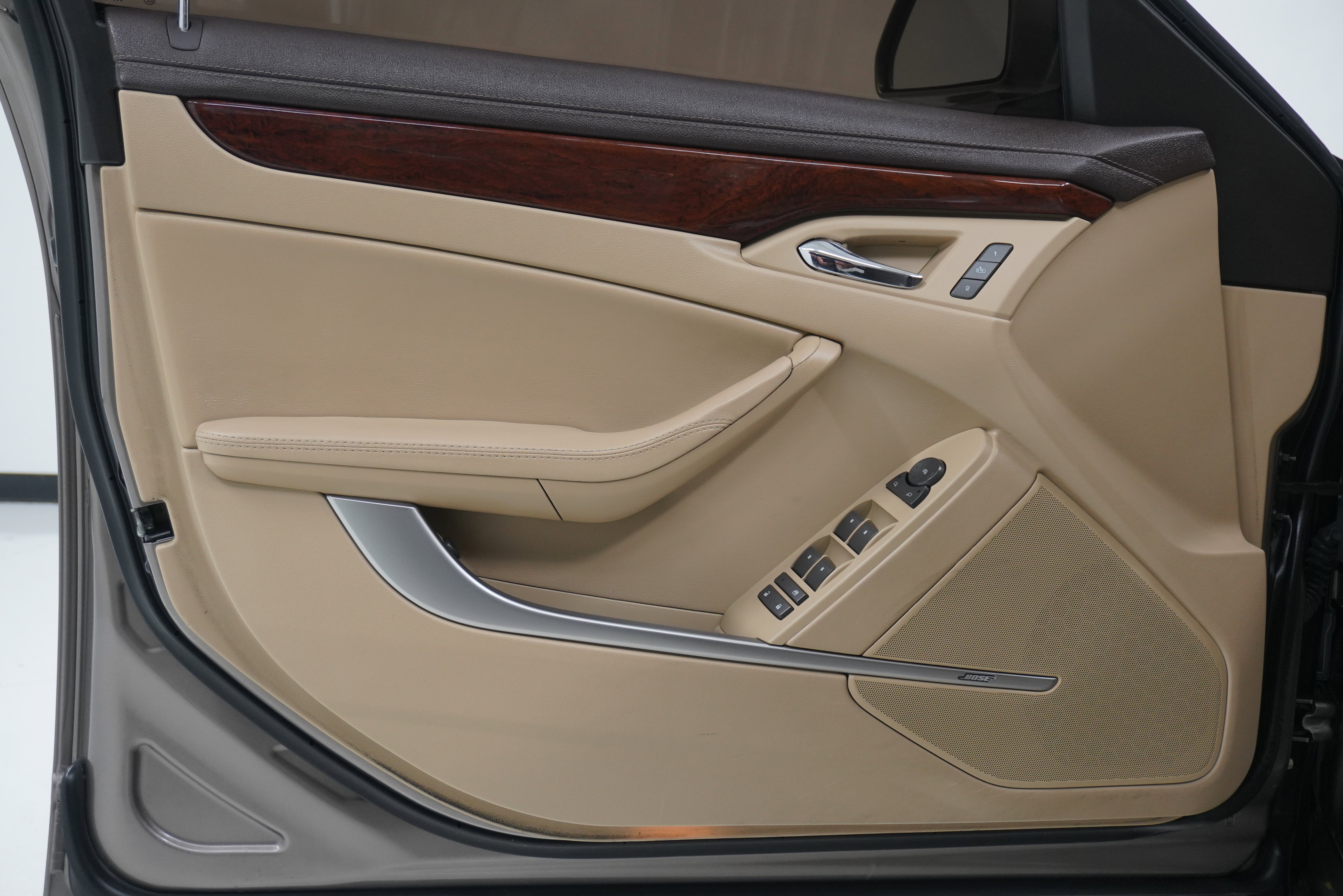 Used 2012 Cadillac CTS Luxury RWD image 13