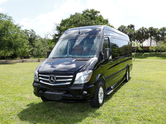 Used 2017 Mercedes-Benz Sprinter 3500 image 6
