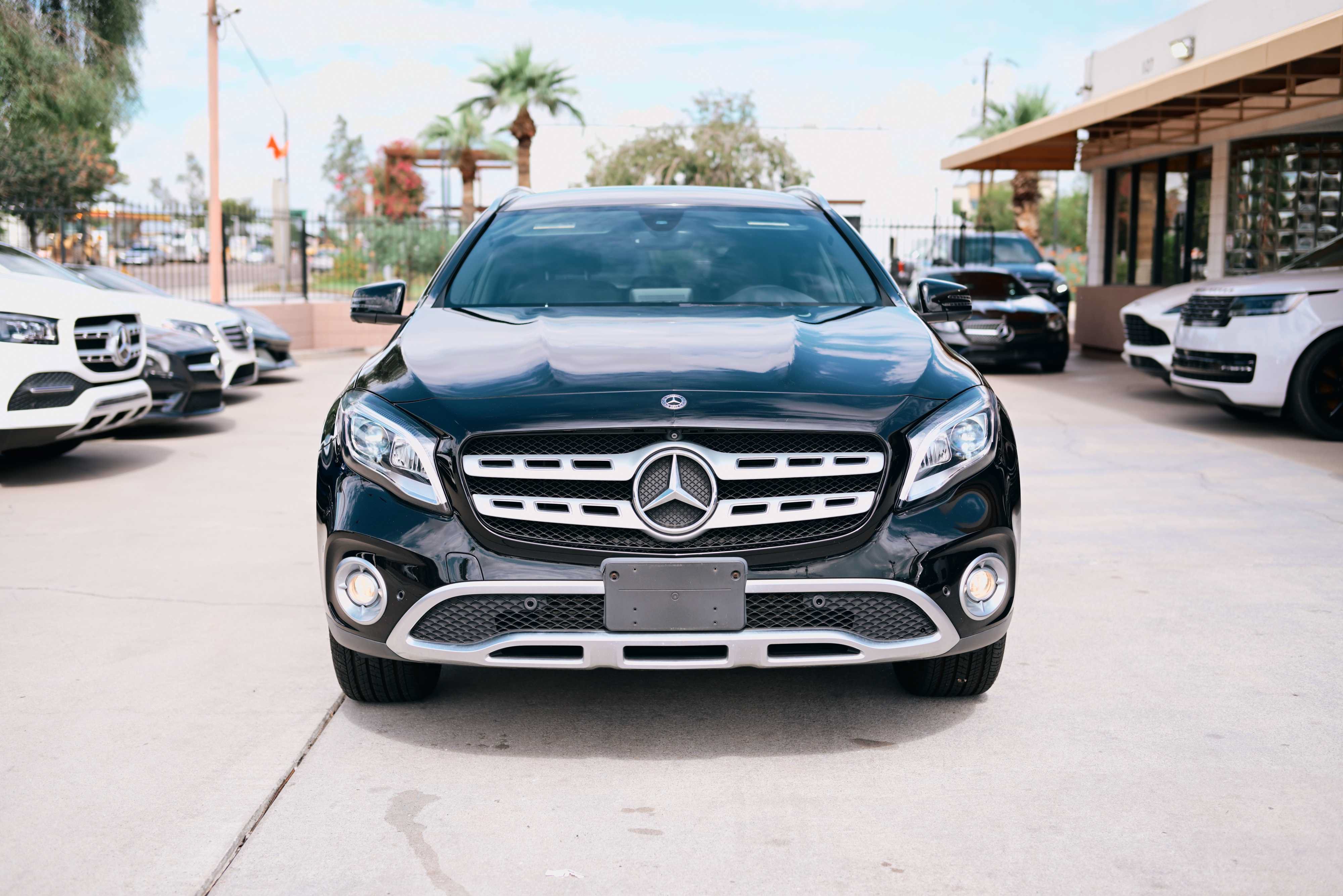 Used 2019 Mercedes-Benz GLA 250 4MATIC image 2