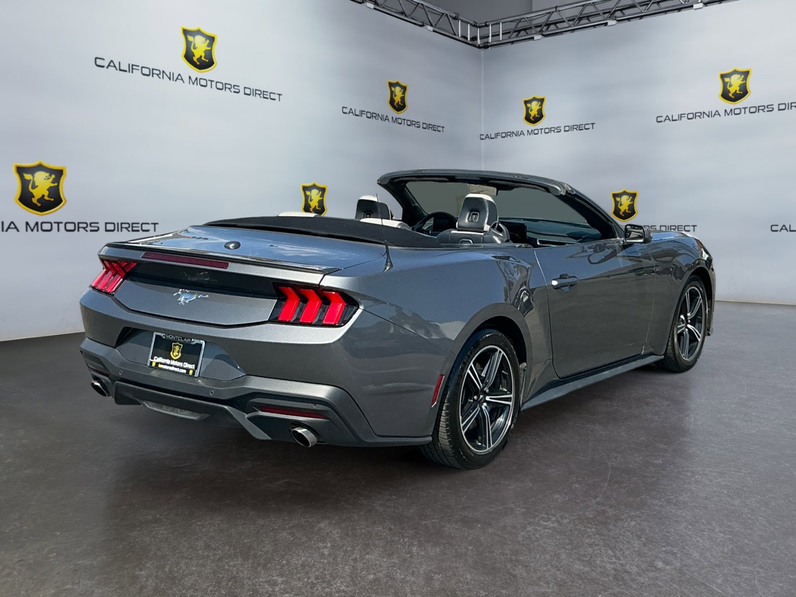 Used 2024 Ford Mustang Premium RWD image 5