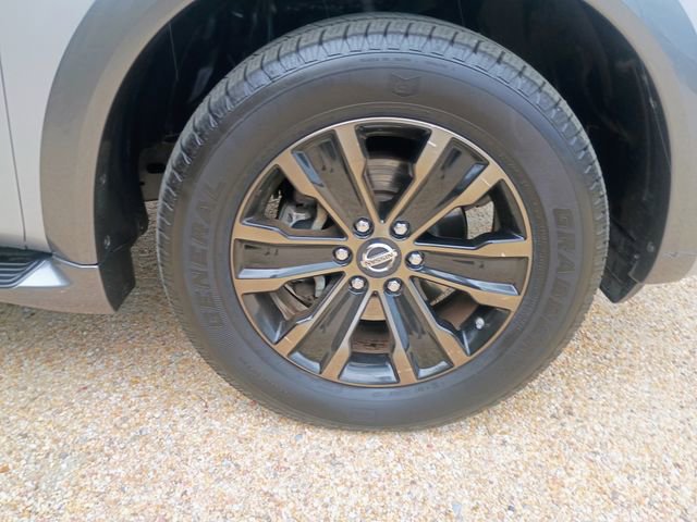 Used 2017 Nissan Armada Platinum w/ Captain Seat Package image 15