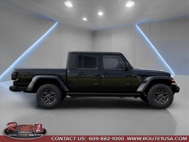 New 2026 Jeep Gladiator Sport AWD/4WD image 22