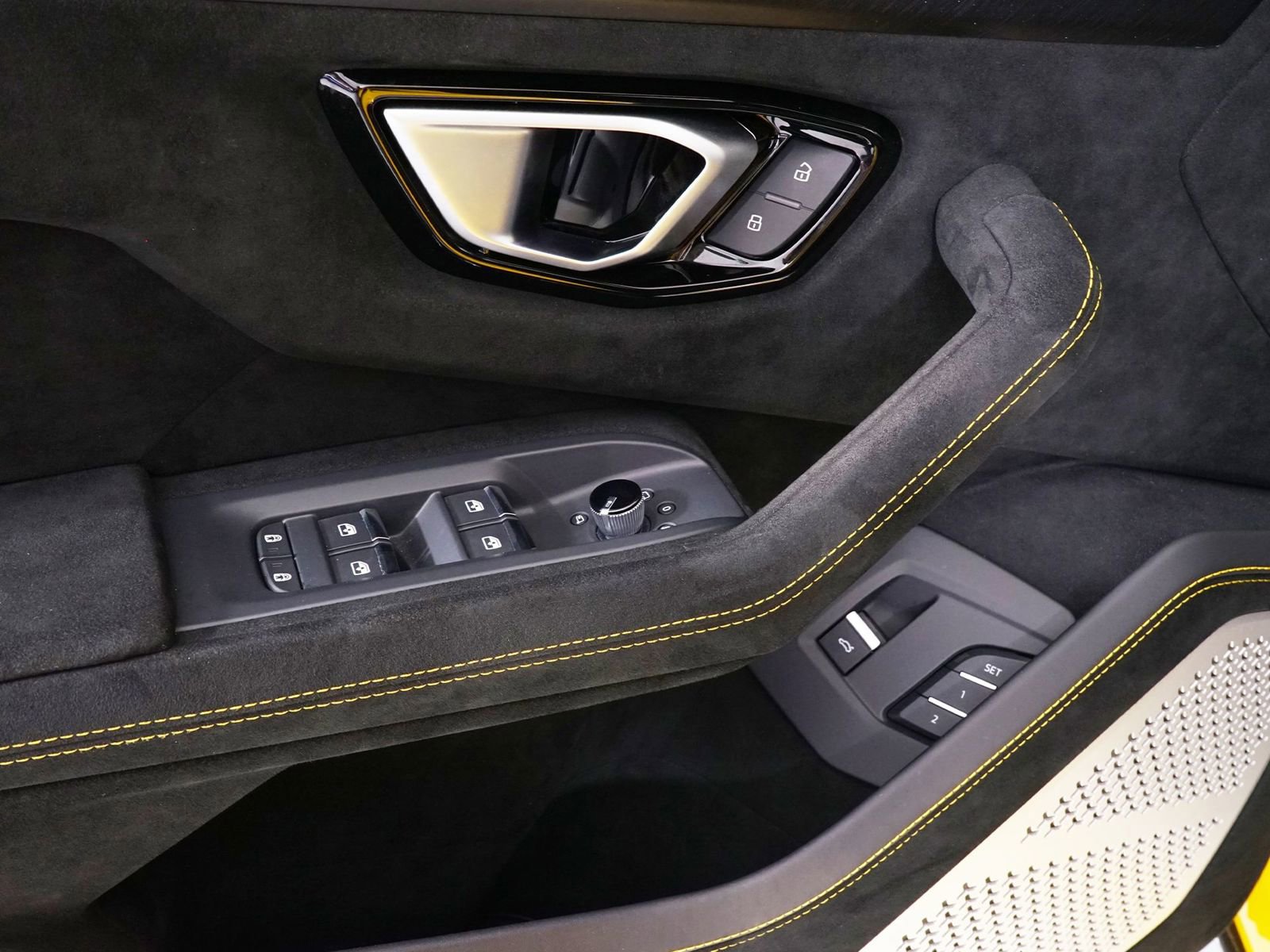 Used 2024 Lamborghini Urus Performante image 31