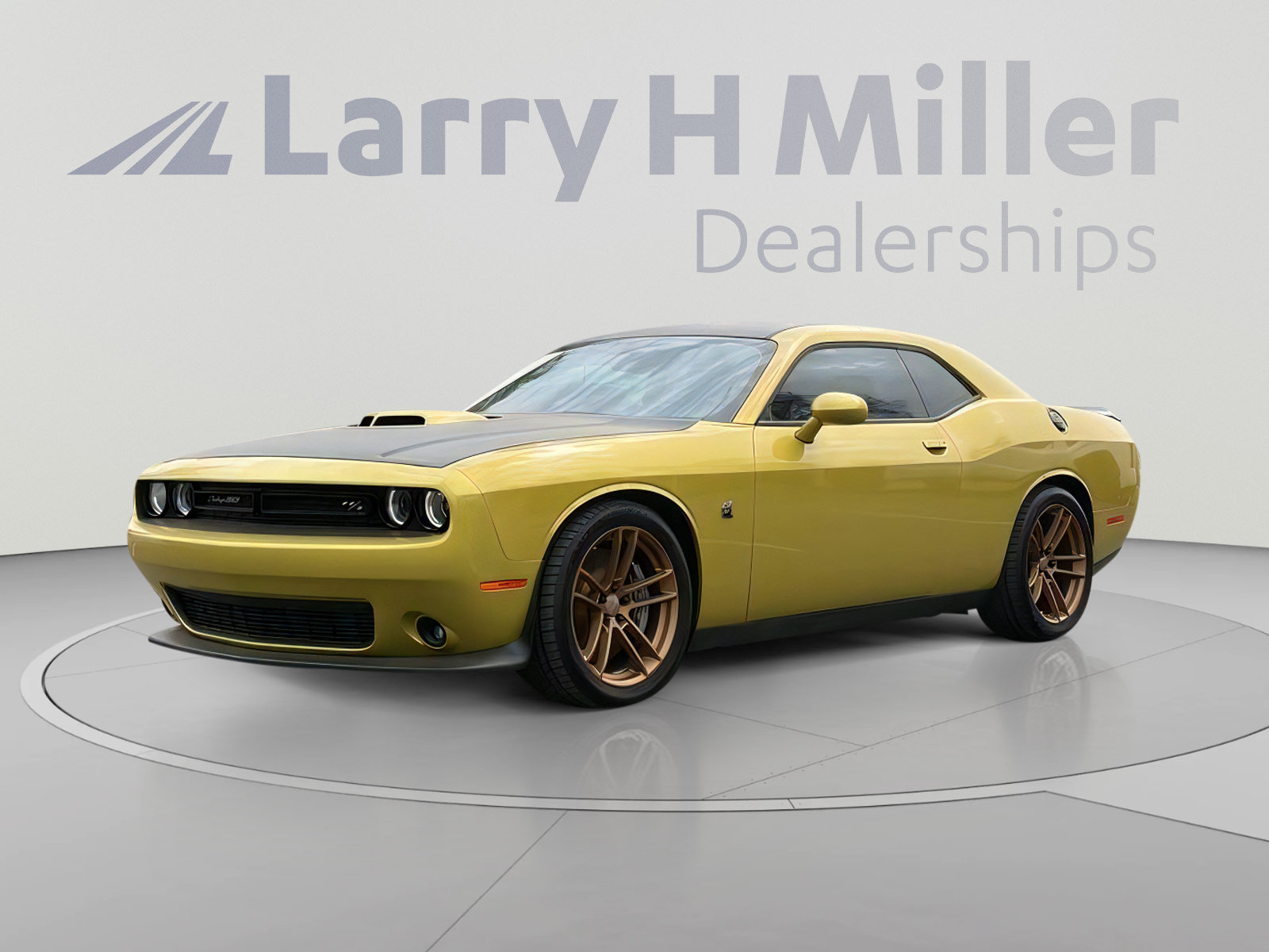 Certified 2020 Dodge Challenger R/T Scat Pack RWD image 2