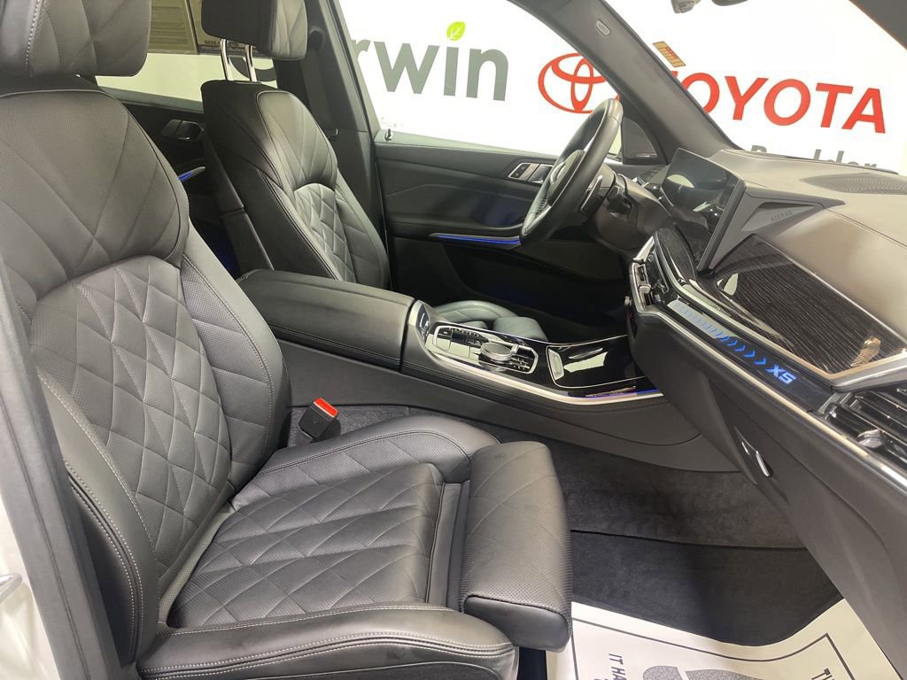 Used 2026 BMW X5 xDrive40i AWD/4WD image 12