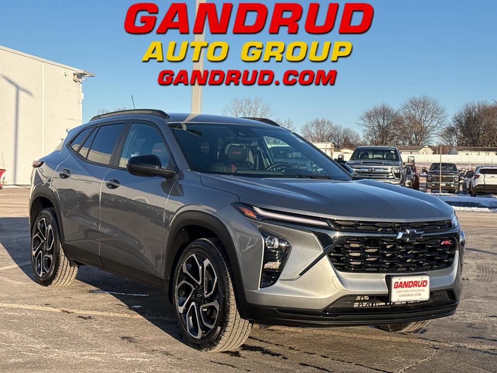 Used 2024 Chevrolet Trax RS w/ Driver Confidence Package image 1