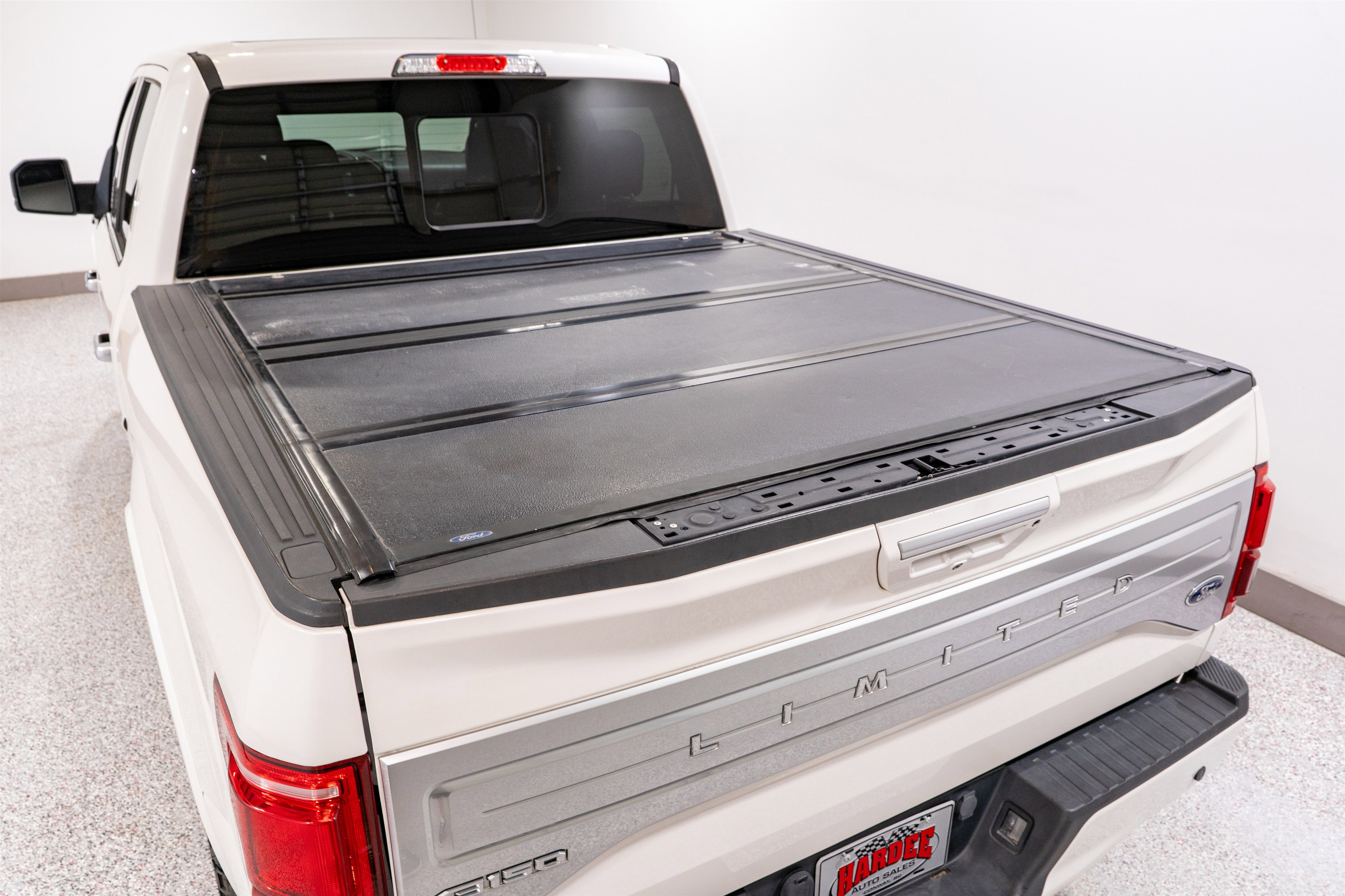 Used 2017 Ford F150 Limited AWD/4WD image 11