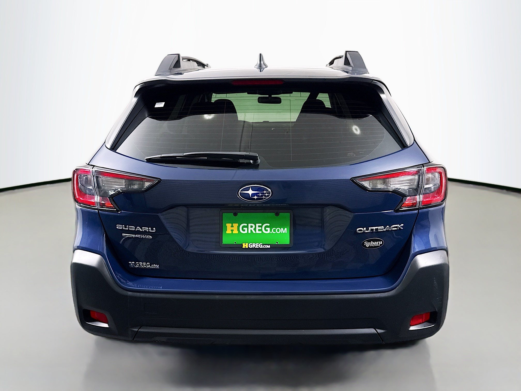 Used 2025 Subaru Outback AWD/4WD image 8