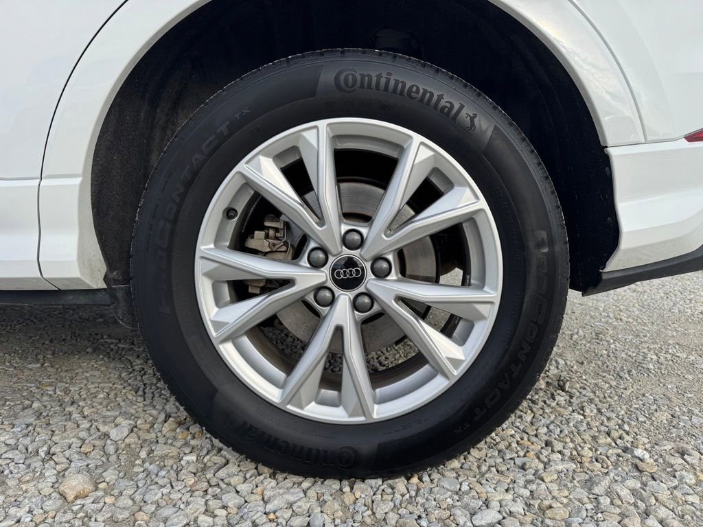 Used 2025 Audi Q3 2.0T Premium image 17