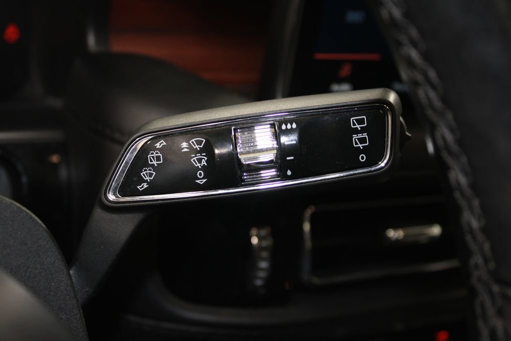 Used 2022 Lincoln Nautilus Reserve image 41