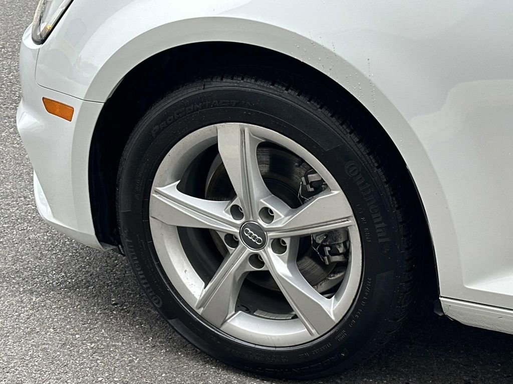 Used 2019 Audi A4 2.0T Premium w/ Convenience Package image 40