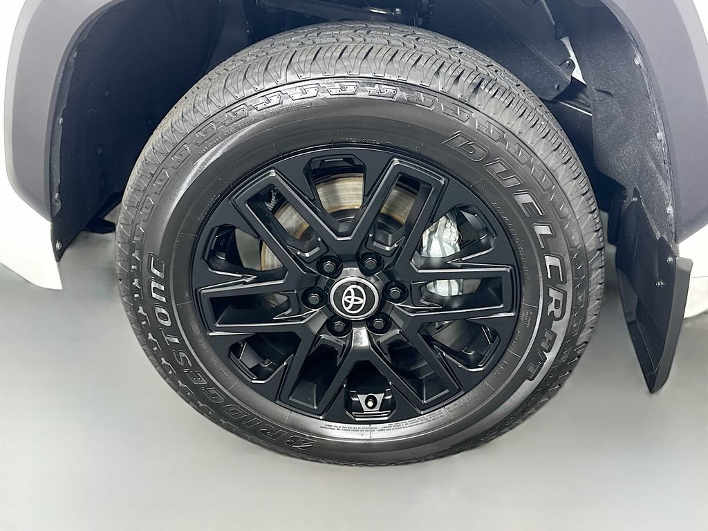 Certified 2026 Toyota Tundra Limited RWD image 32