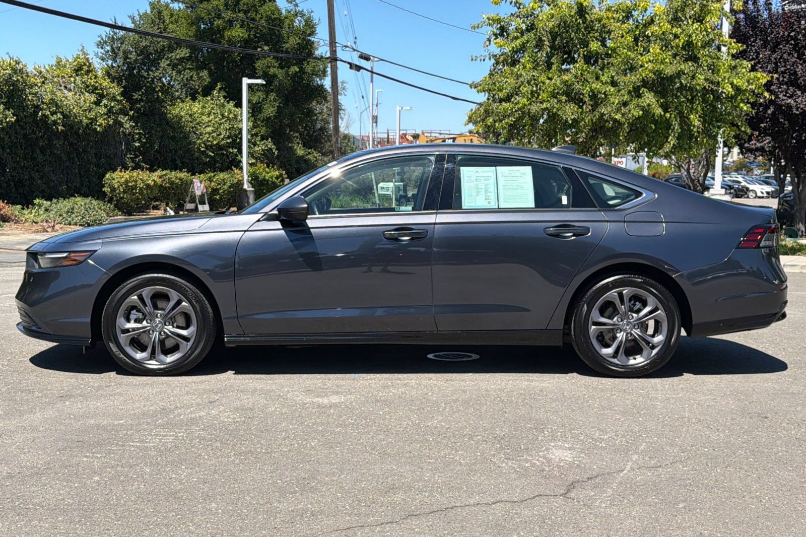 Used 2025 Honda Accord EX-L image 7